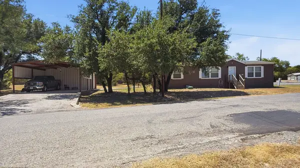 801 Pecos River Drive, Granbury, TX 76048