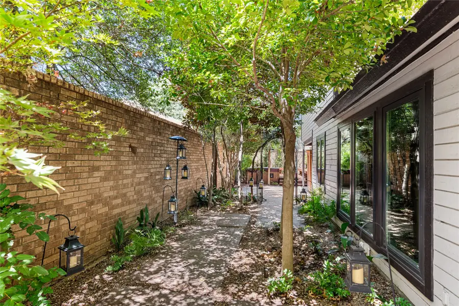 2207 Winter Sunday Way, Arlington, TX 76012 - #2