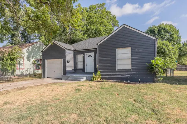 1106 Oak Street, Grand Prairie, TX 75050