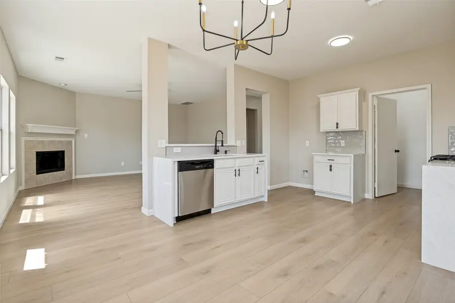 506 Fossil Hill Drive, Arlington, TX 76002 - #2