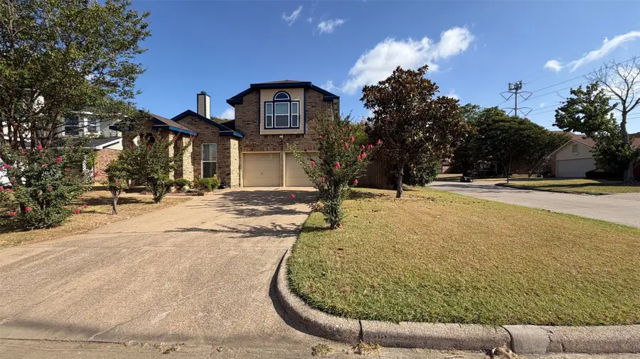 1429 Beckwith Drive, Arlington, TX 76018 - #2