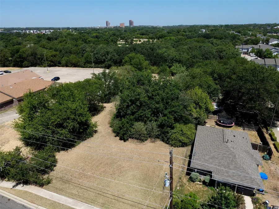 1117 Wilson Street, Denton, TX 76205 - #3