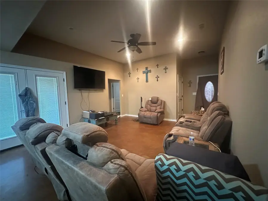 1550 Three Skillet Road, Springtown, TX 76082 - #2