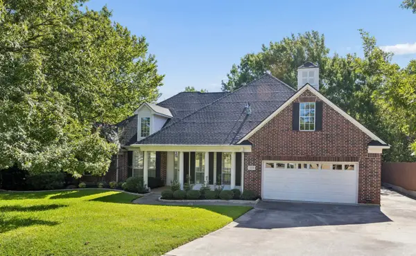 3718 Lakeview Drive, Grapevine, TX 76051