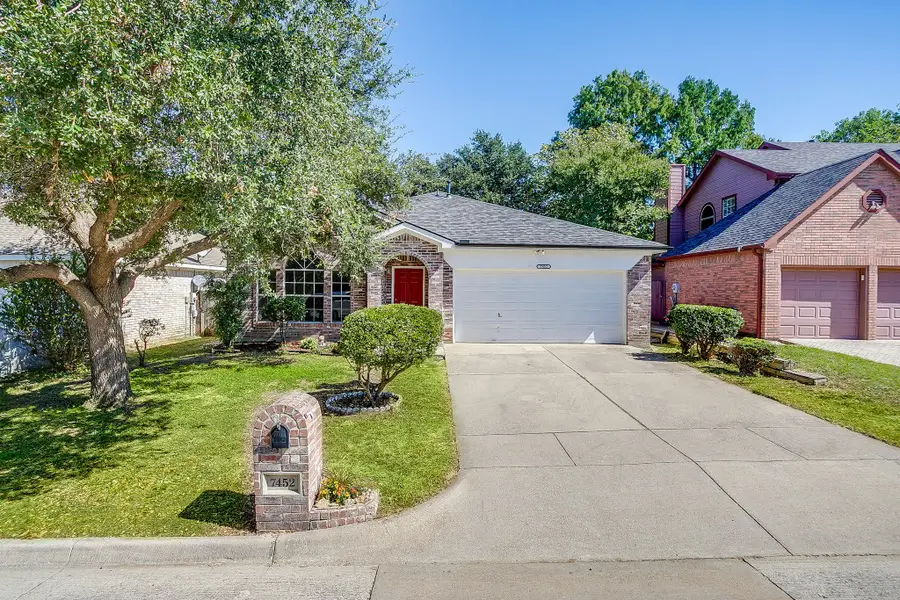 7452 Blackthorn Drive, Fort Worth, TX 76137 - #2