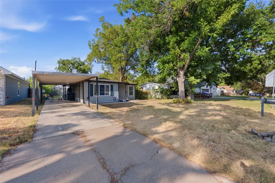 5828 Humbert Avenue, Fort Worth, TX 76107 - #3