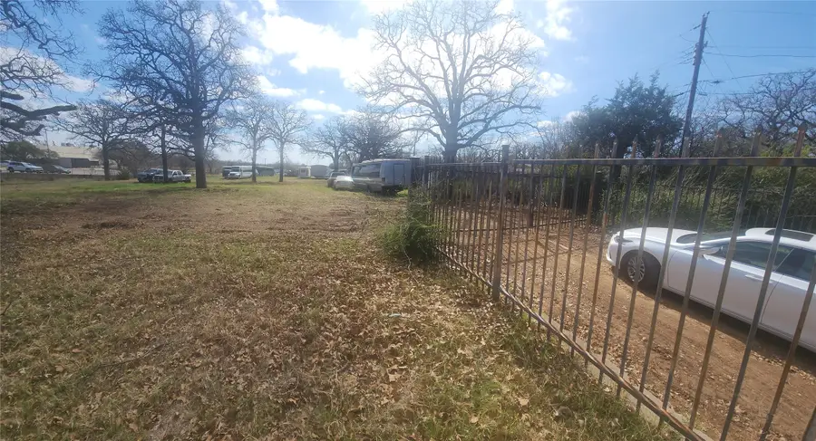725 N Walton Walker Boulevard, Irving, TX 75061 - #2