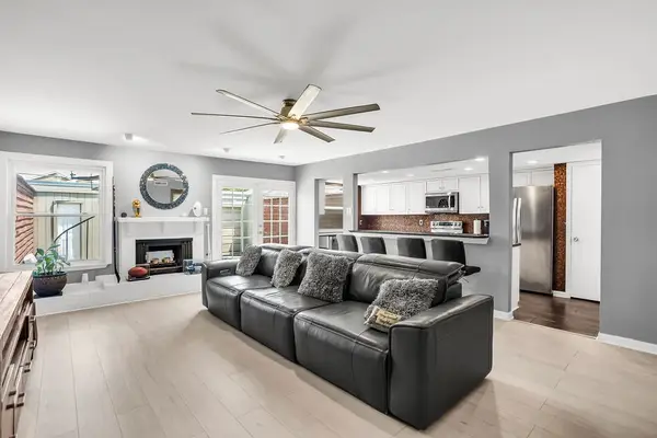 13340 Kit Lane #B09, Dallas, TX 75240
