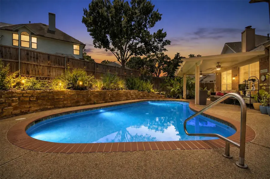1086 Woodbriar Drive, Grapevine, TX 76051 - #2