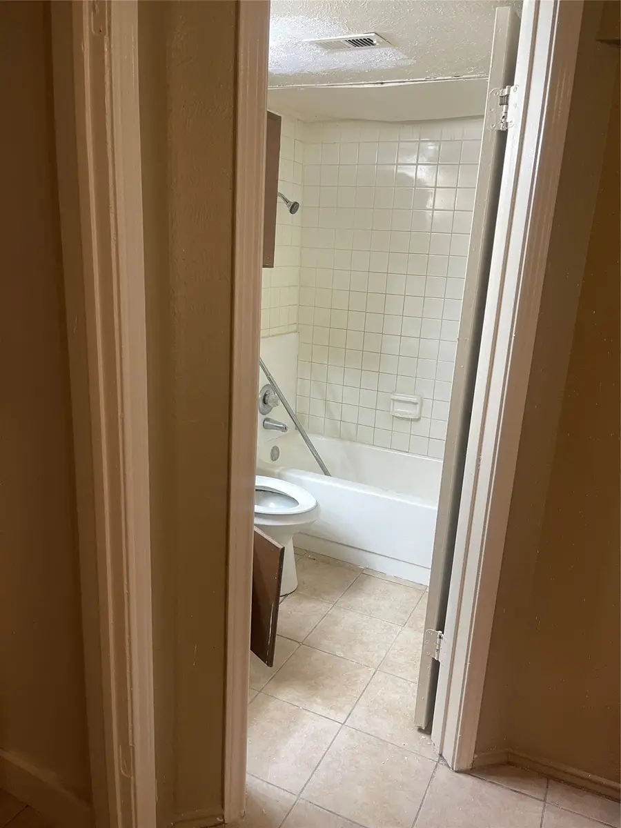 9520 Royal Lane #121, Dallas, TX 75243 - #3
