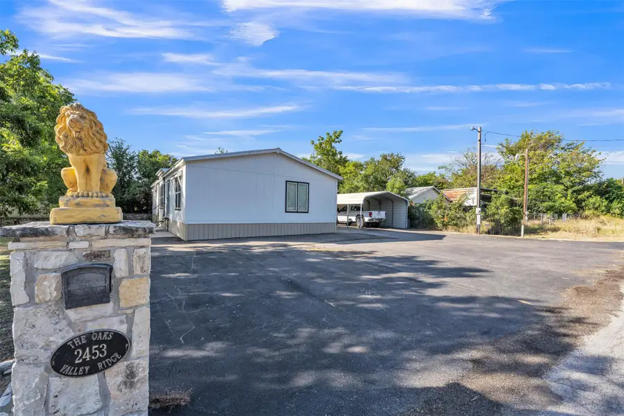 2453 S Valley Ridge Drive, Granbury, TX 76048 - #2