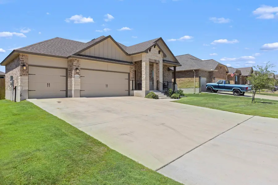 5724 St Charles Drive, Belton, TX 76513 - #2