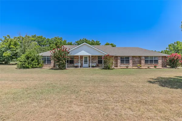 4886 White Rock, Lone Oak, TX 75453