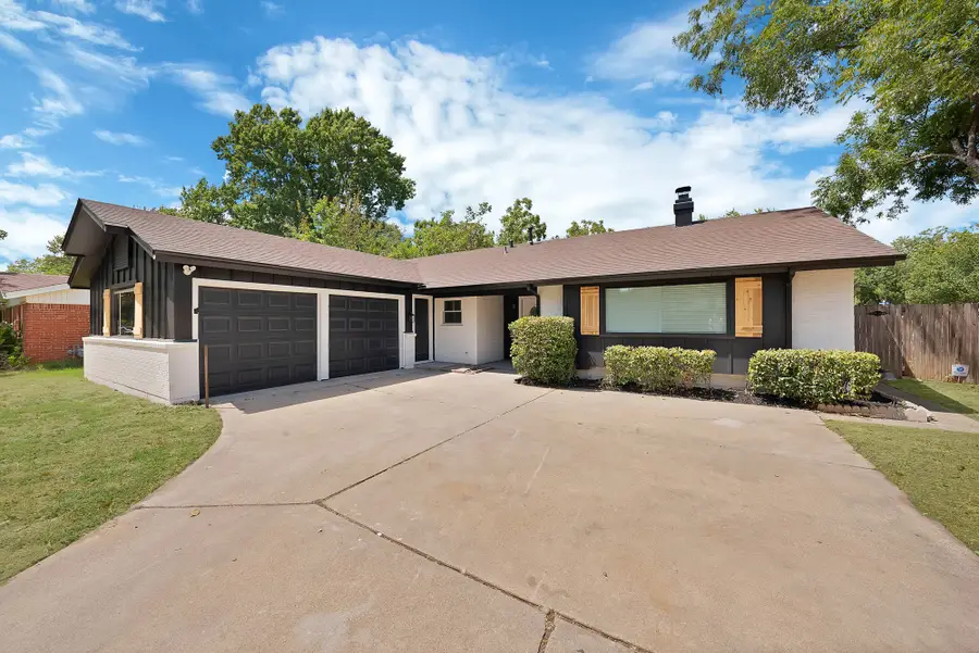 2505 Hollywood Drive, Arlington, TX 76013 - #2