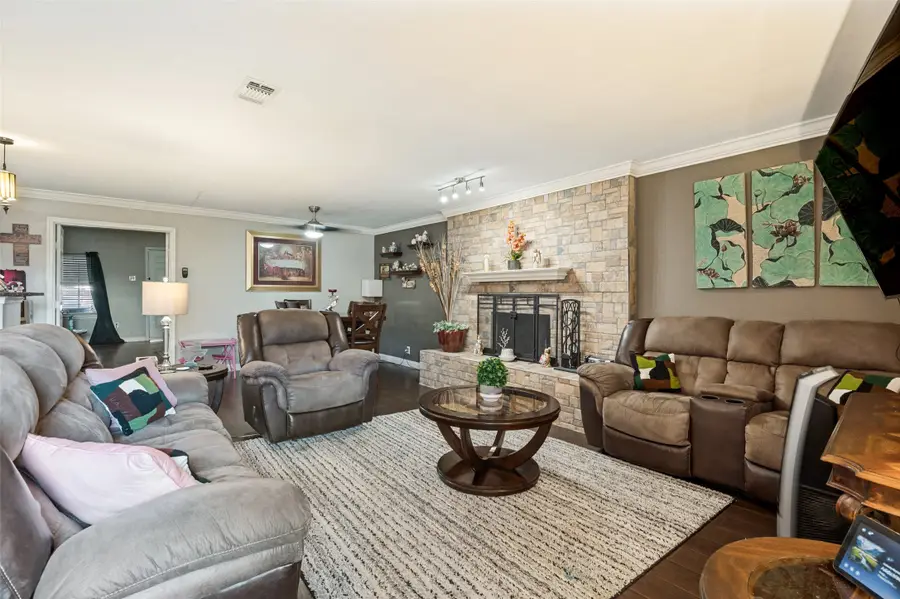 3802 Yellowstone Street, Irving, TX 75062 - #2