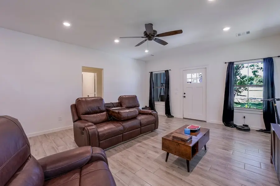 305 W 5th Street, Maypearl, TX 76064 - #3