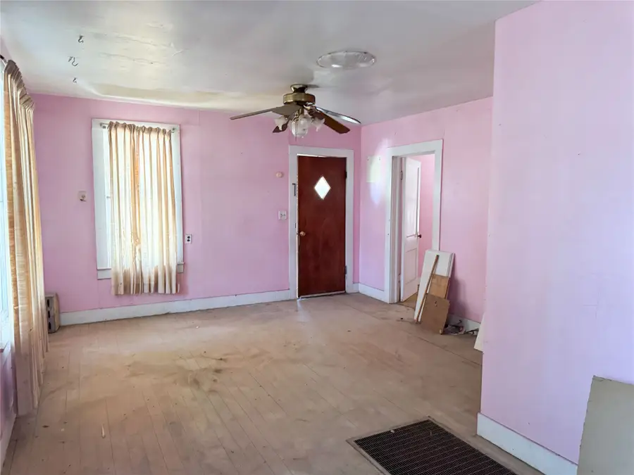 409 W 13th Street, Cisco, TX 76437 - #3