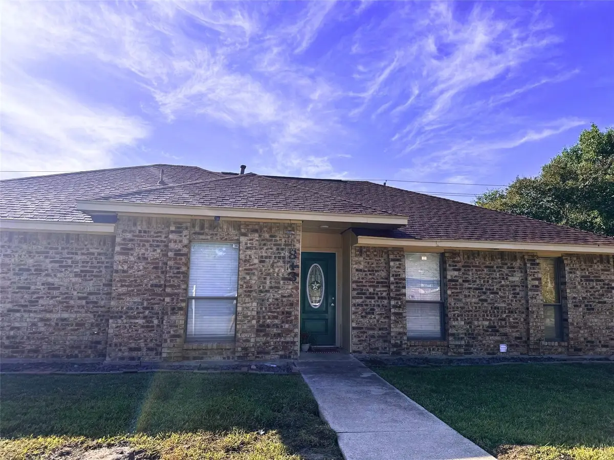 813 Leslie Lane, Coppell, TX 75019 - #1