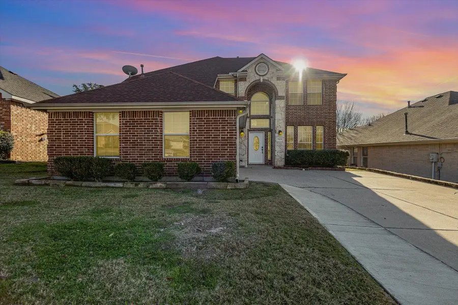 7920 Glenway Drive, Dallas, TX 75249 - #2