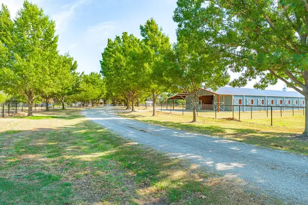 11217 Foutch Road, Pilot Point, TX 76258