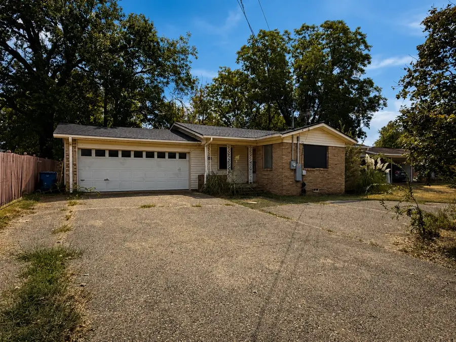 410 Oak Street, Malakoff, TX 75148 - #3