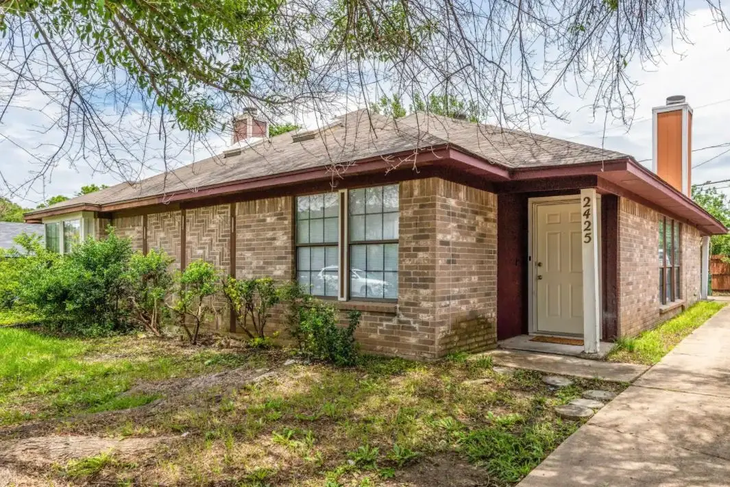 2425 Summer Place Drive, Arlington, TX 76014 - #1