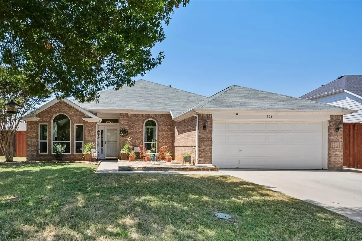 704 Oakridge Drive, Lake Dallas, TX 75065 - #1