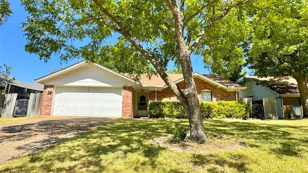 1809 Westgate Drive, Terrell, TX 75160