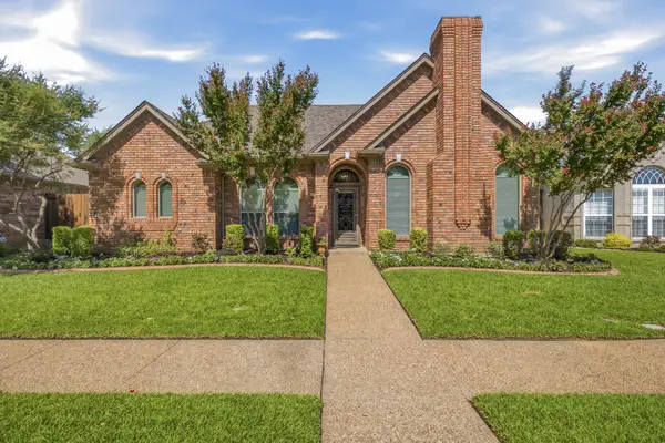 2224 Cachelle Court, Bedford, TX 76021