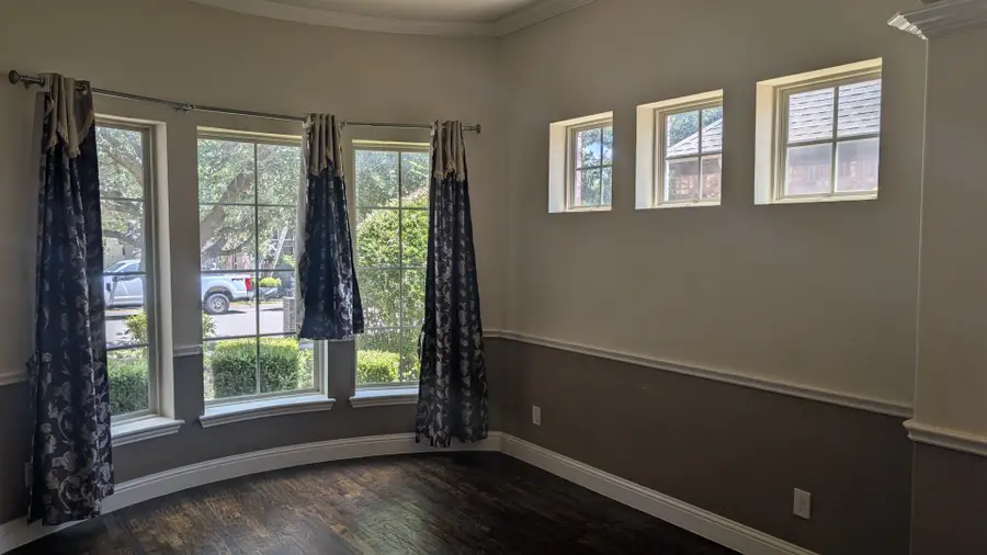12231 Jackson Creek Drive, Dallas, TX 75243 - #2