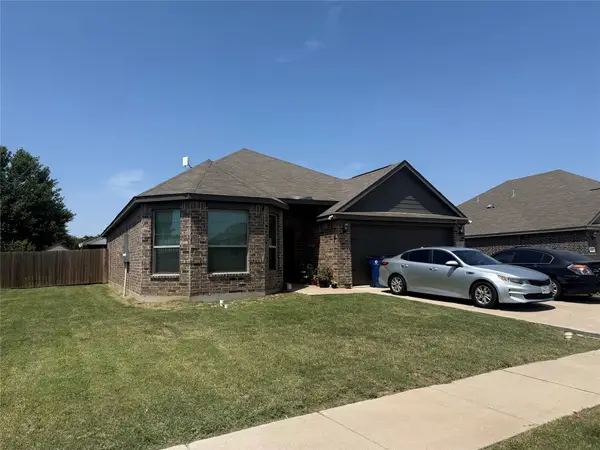 1036 Tumbleweed Trail, Crowley, TX 76036