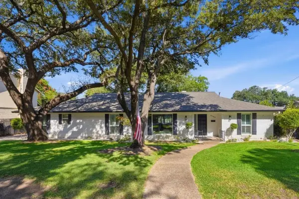 3724 Arborlawn Drive, Fort Worth, TX 76109