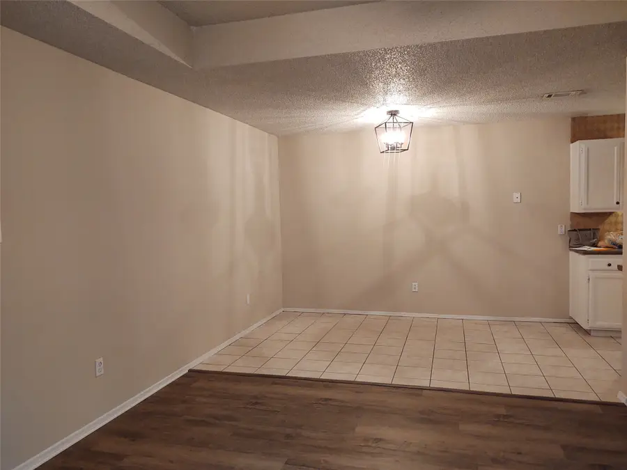 7520 April Lane, North Richland Hills, TX 76182 - #3