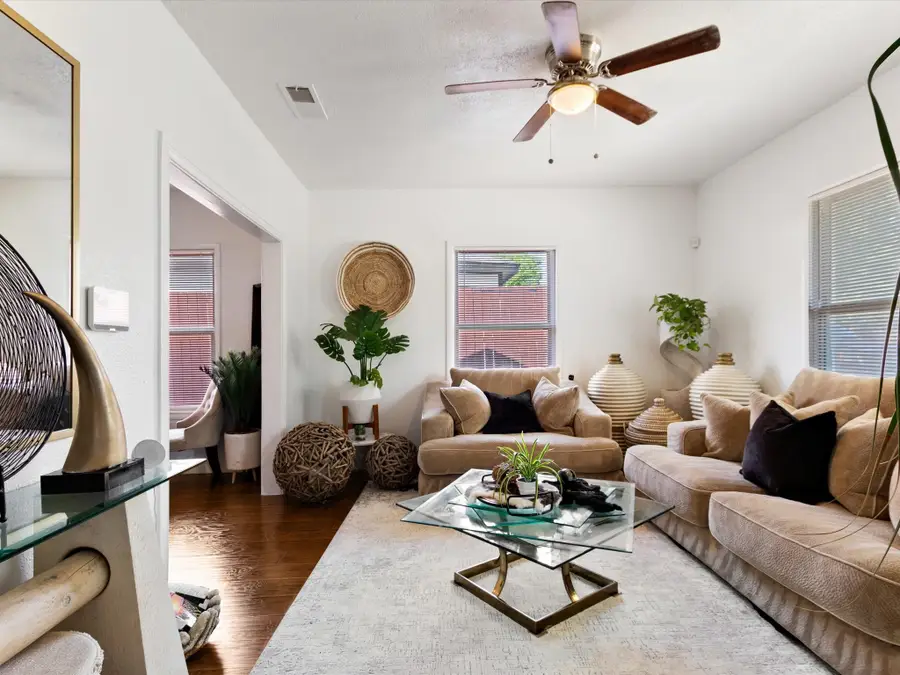 3024 Purington Avenue, Fort Worth, TX 76103 - #3