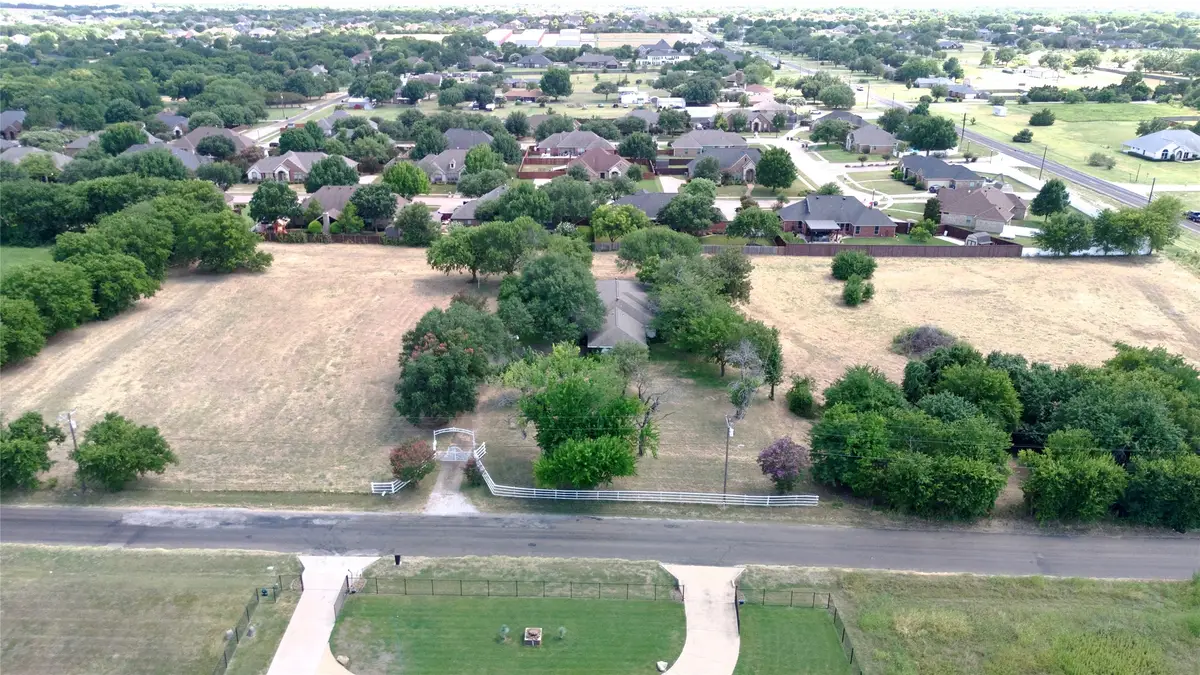 604 E Highland Road, Ovilla, TX 75154 - #1