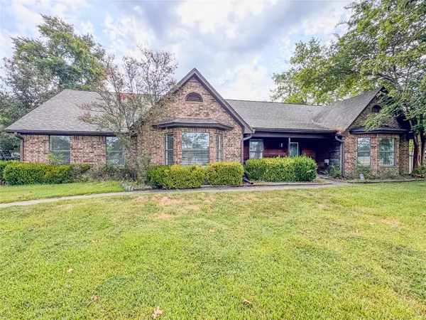204 Briarwood Street, Sulphur Springs, TX 75482