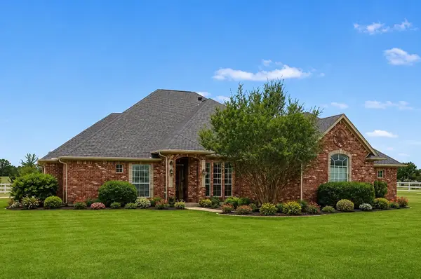 1908 Meadow Springs Drive, Haslet, TX 76052