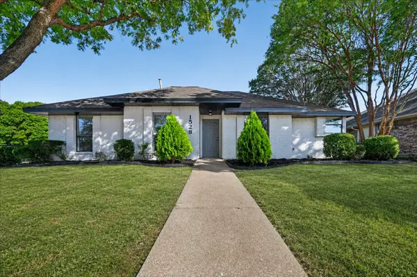 1528 Estrella Drive, Plano, TX 75074