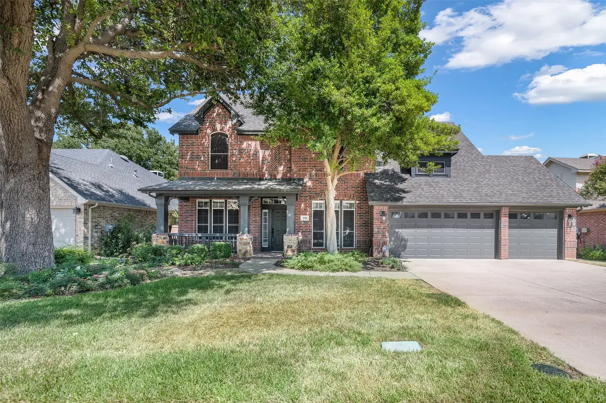 2710 Cobblestone Drive, Grapevine, TX 76051 - #1