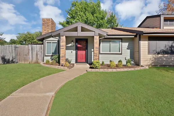 5919 Baroncrest Drive, Arlington, TX 76017
