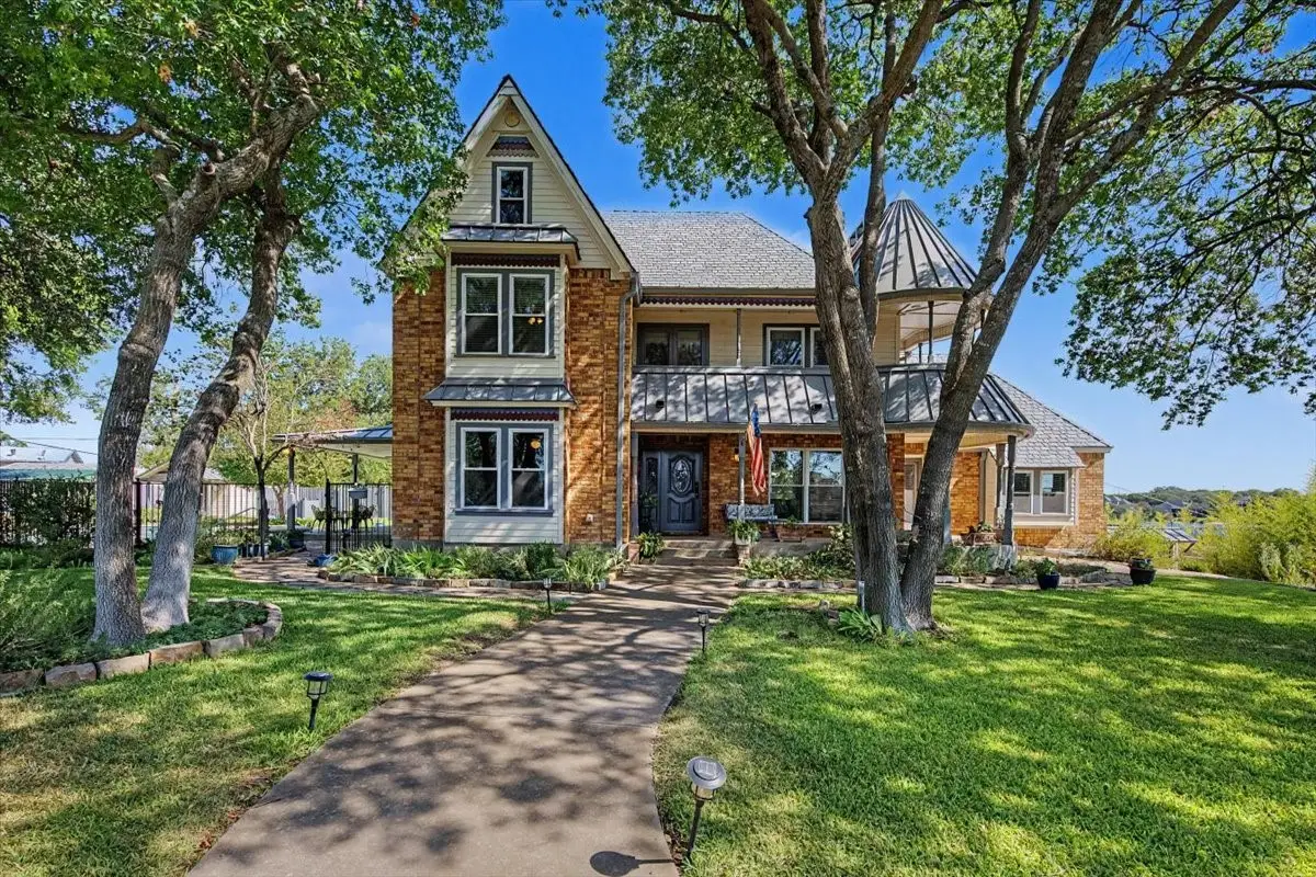 8941 Crest Wood Drive, Fort Worth, TX 76179 - #1