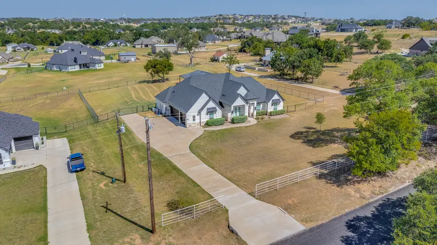 650 Finney Drive, Weatherford, TX 76085 - #3