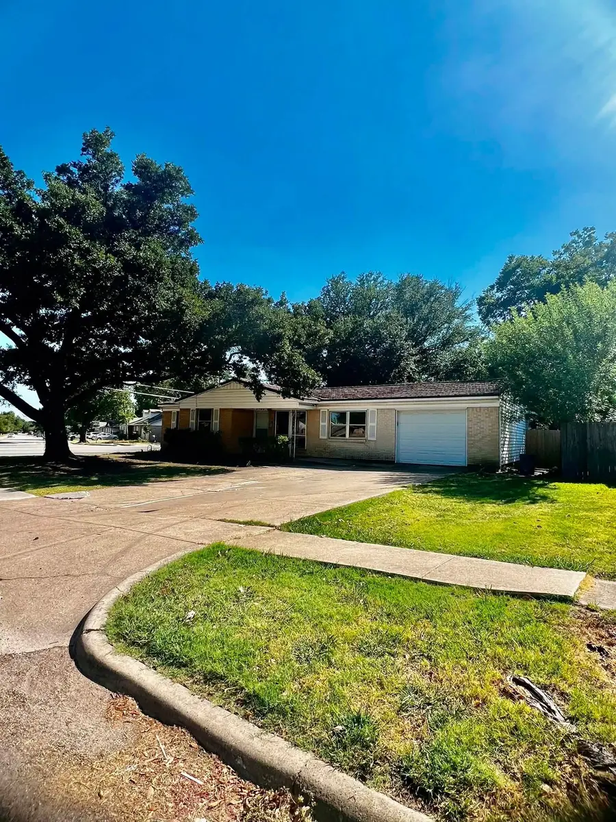 4703 Bedford Drive, Mesquite, TX 75150 - #2