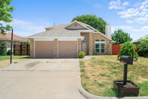 6315 Fairlane Drive, Arlington, TX 76001