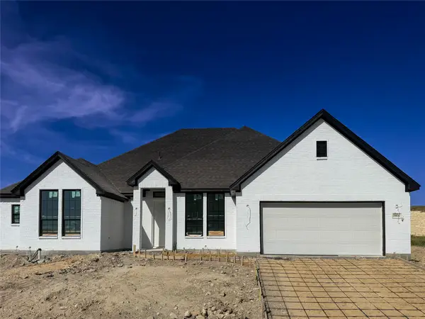 10836 Alta Sierra Drive, Benbrook, TX 76126
