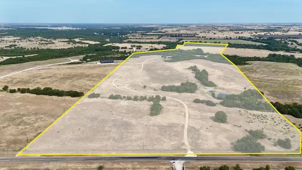 5066 New Windsor Parkway, McGregor, TX 76657