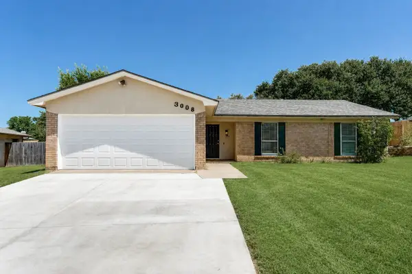 3008 Highgate Lane, Bedford, TX 76021