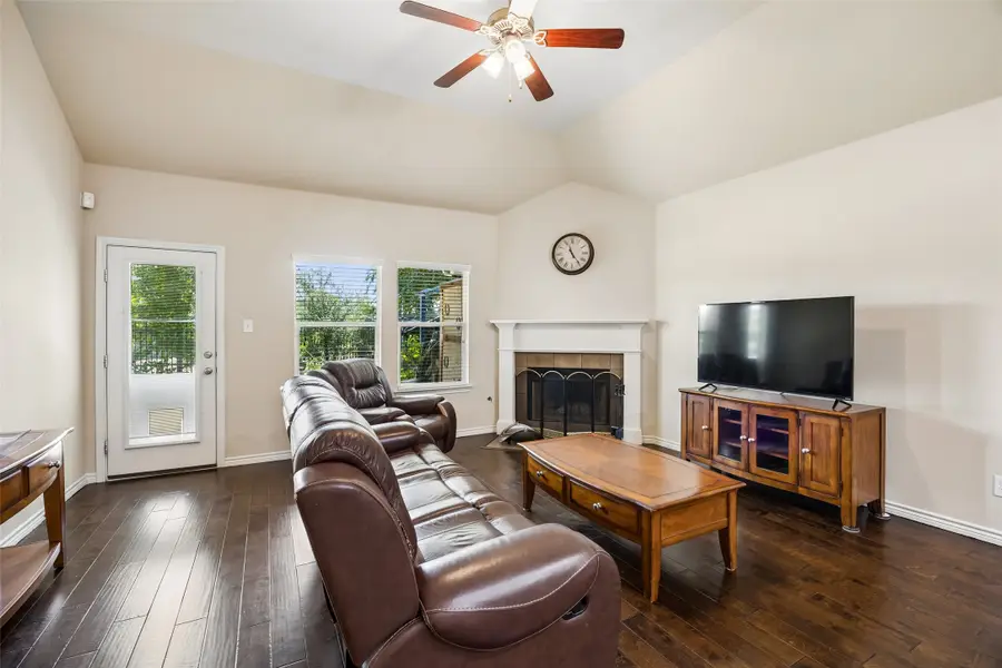 3937 Weatherstone Drive, Fort Worth, TX 76137 - #3