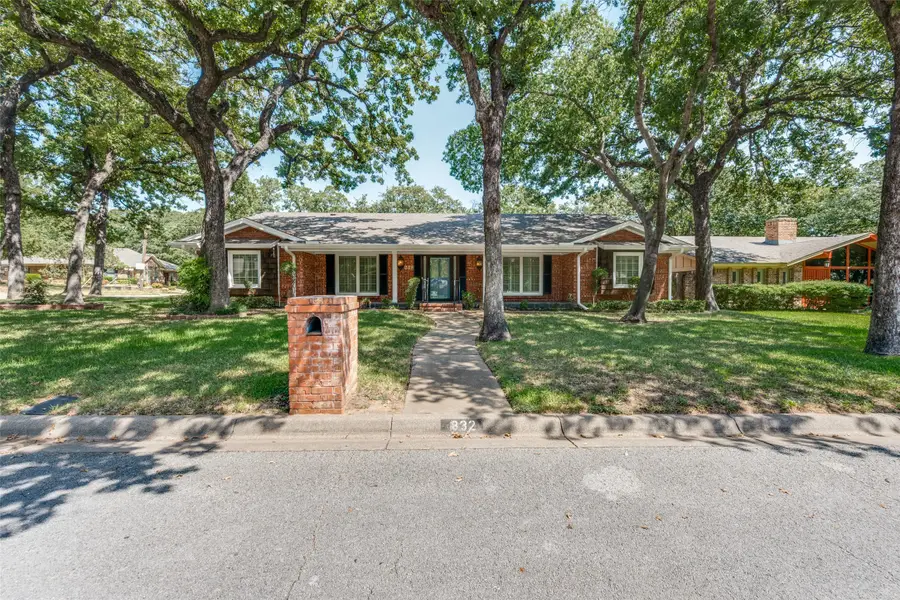 832 Wheelwood Drive, Hurst, TX 76053 - #3