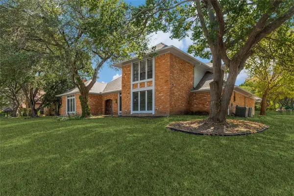 5013 Country Place Drive, Plano, TX 75023